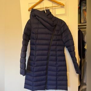 Soia + kyo asymmetrical zipped hooded puffer jacket